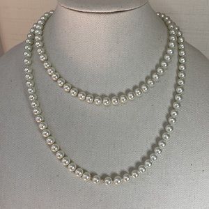 Gorgeous long vintage hand knotted pearl bead necklace